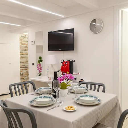 Apartman San Pio Cozy - Relax Near Station *